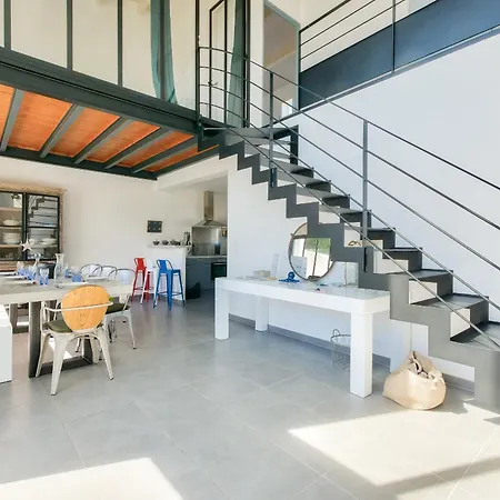 Pour 8 Avec Piscine A En Re * La Flotte