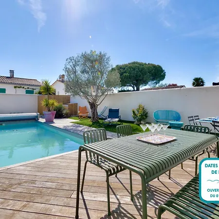 Pour 8 Avec Piscine A En Re La Flotte