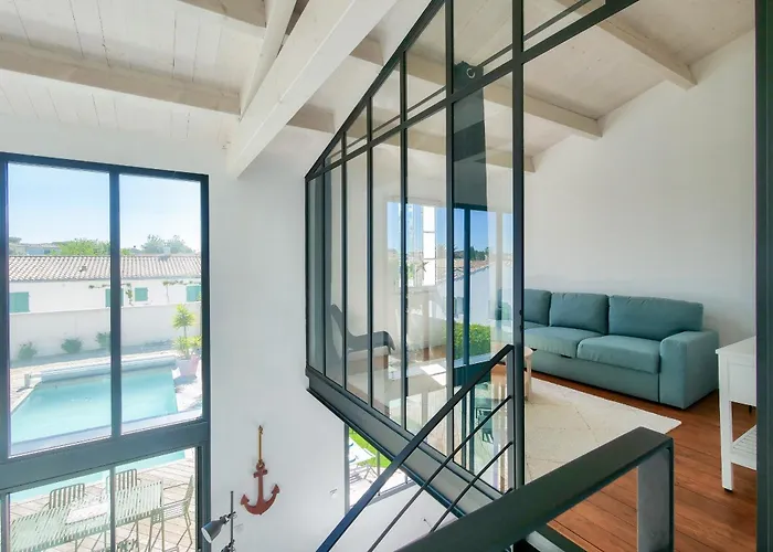 Hébergement de vacances Pour 8 Avec Piscine à En Ré